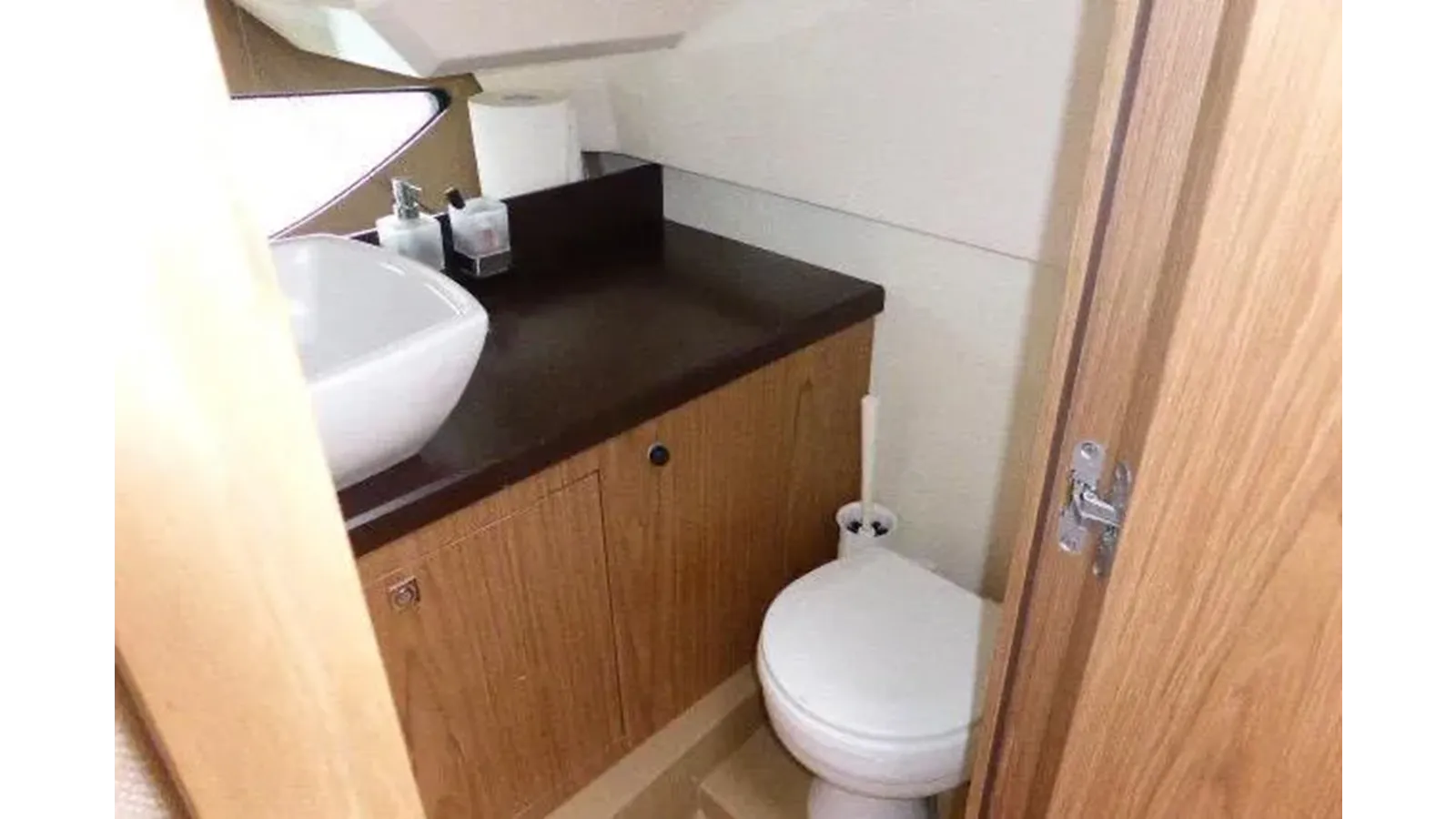 Buy a Hedone IV - SESSA MARINE at Shestakov Yacht Sales