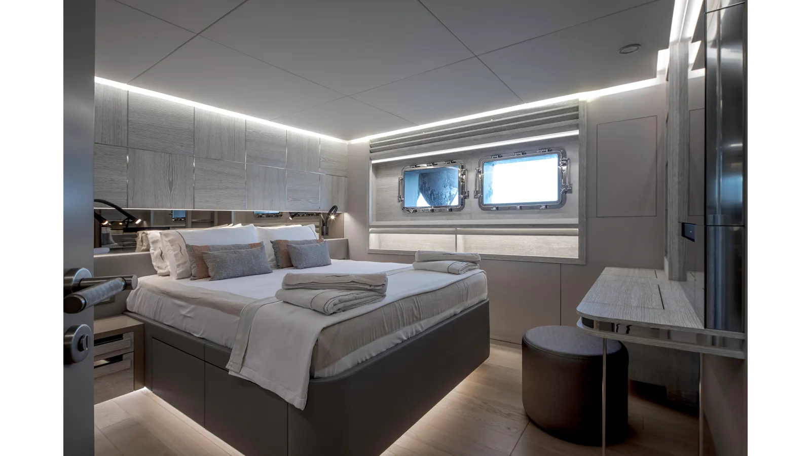 Buy a QM 105 at Shestakov Yacht Sales