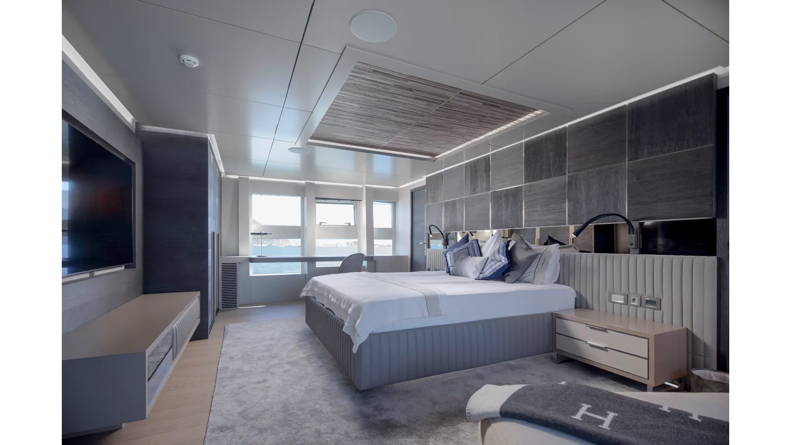 best yacht sales deals QM 105