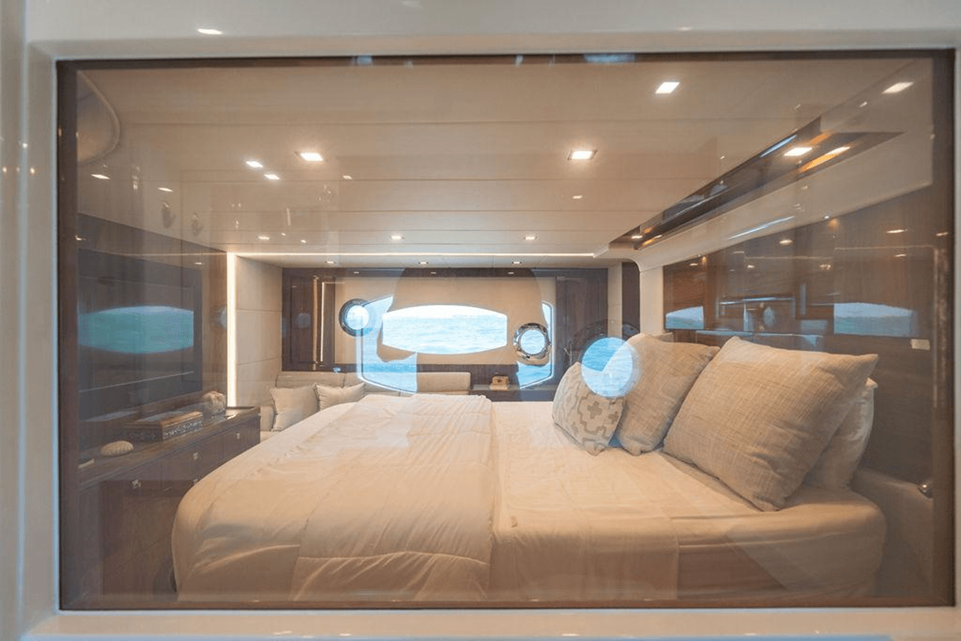 Стоимость яхты Bald Eagle - Riviera