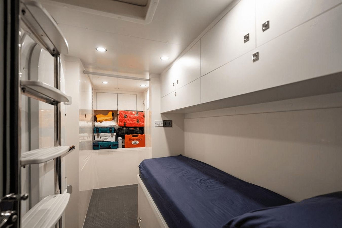 Купить Bald Eagle 6000 Sport Yacht