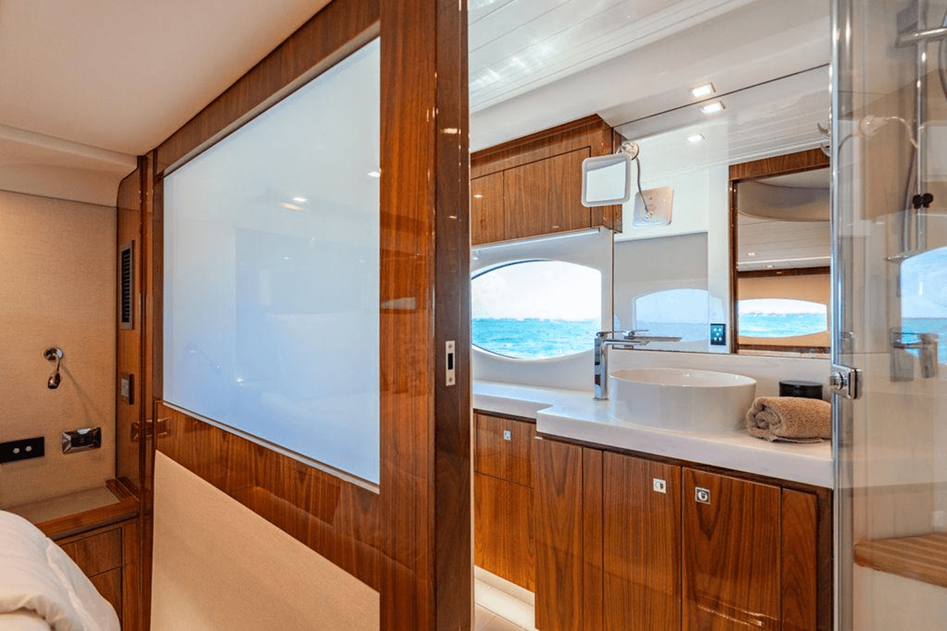 Купить Bald Eagle 6000 Sport Yacht