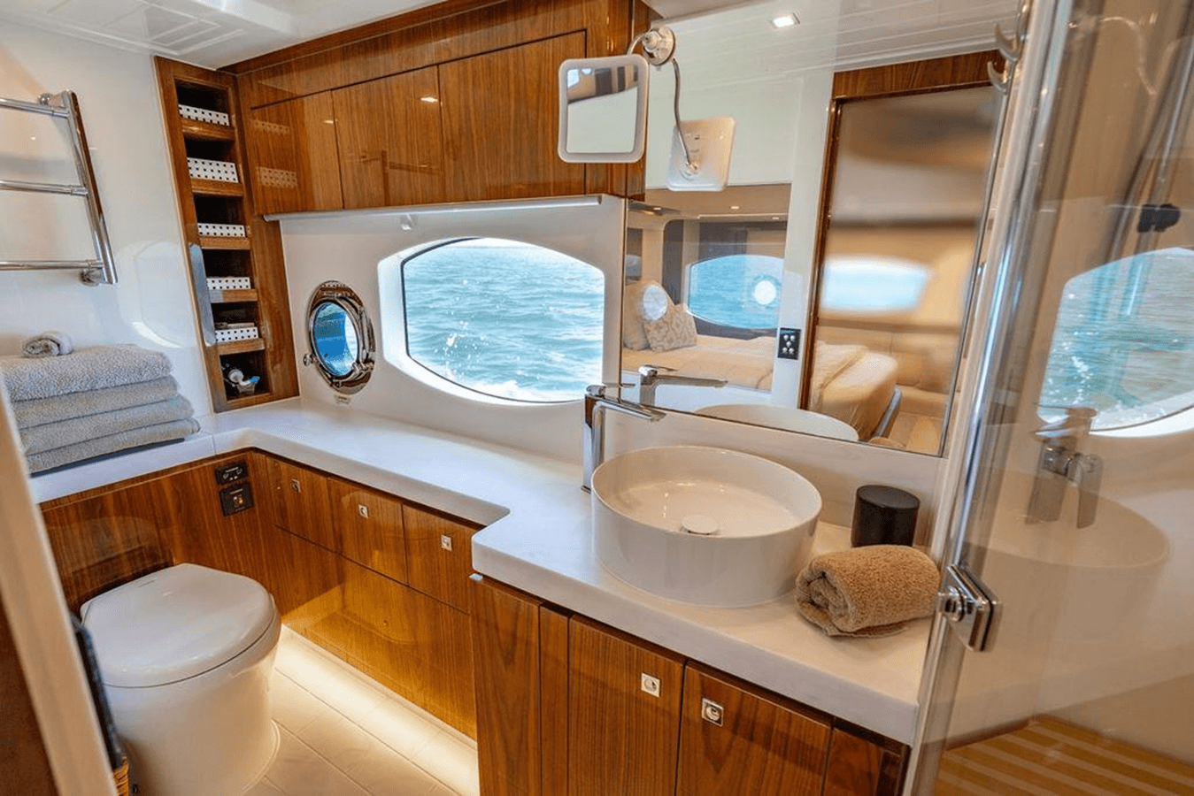 Стоимость яхты Bald Eagle - Riviera