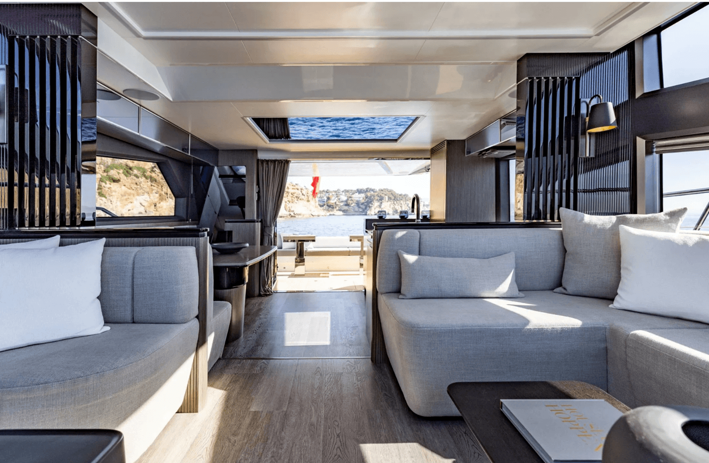 Купить яхту 2025 PEARL 63  NEW  IMMEDIATE DELIVERY  DUBAI 61 в Shestakov Yacht Sales
