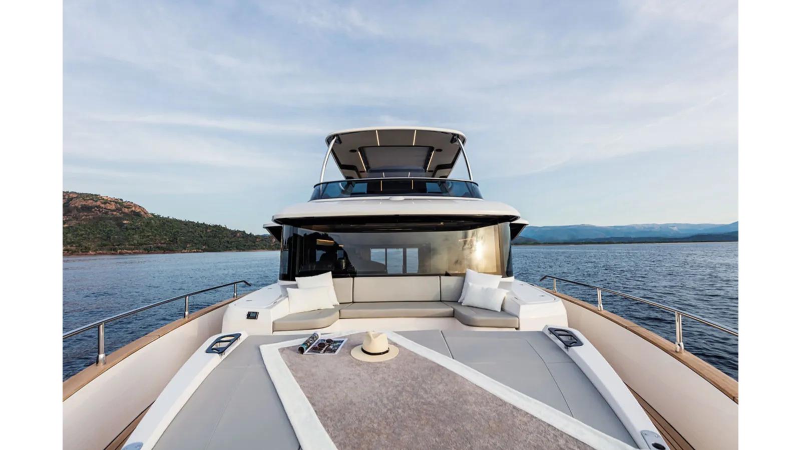 NAVETTA 58 - Absolute Yachts