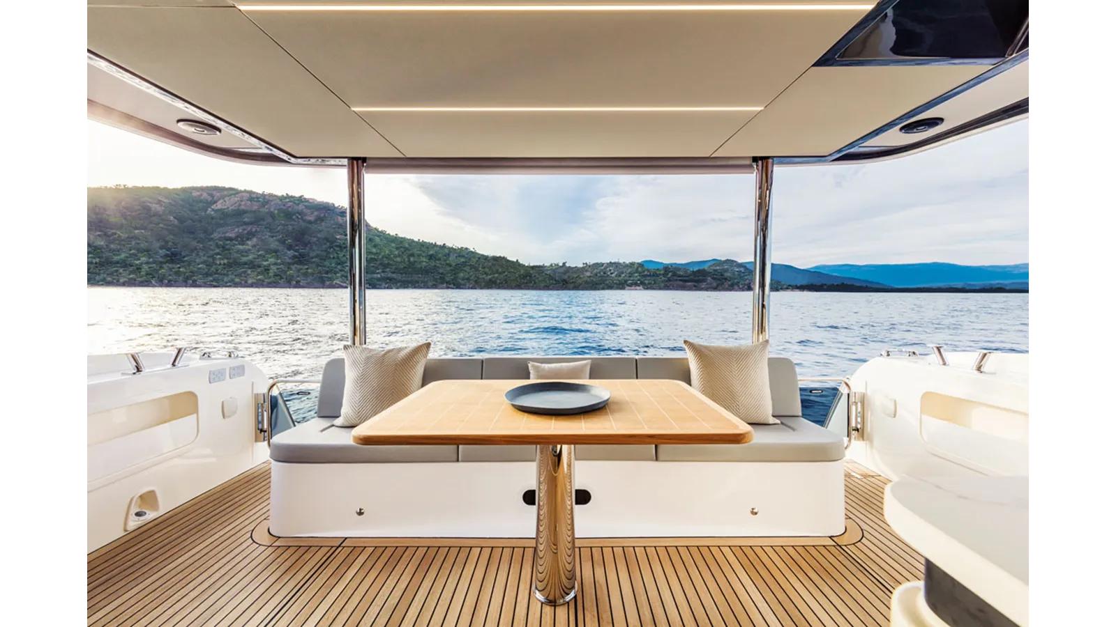 Продажа яхты NAVETTA 58 - Absolute Yachts