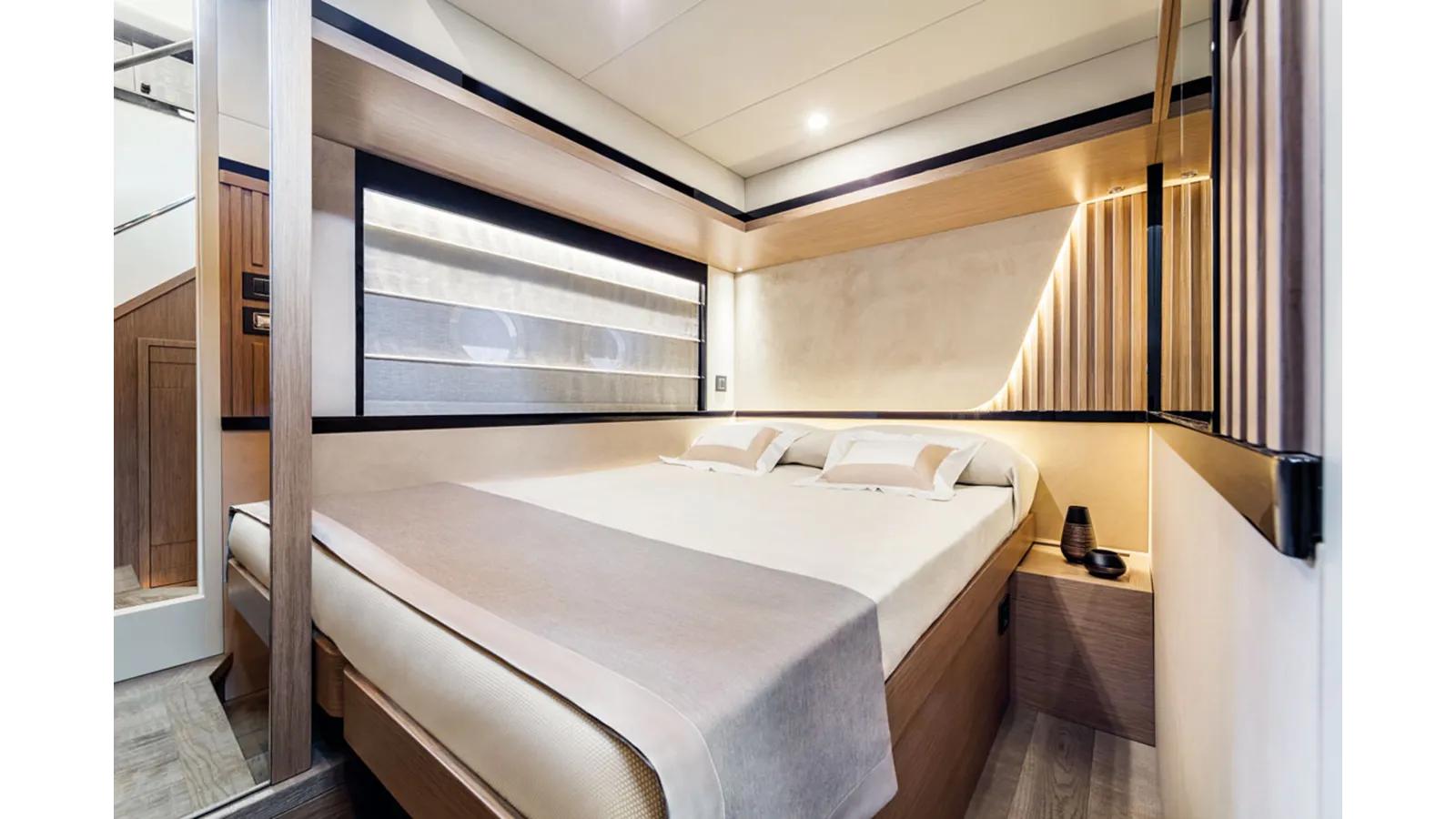 Стоимость яхты NAVETTA 58 - Absolute Yachts