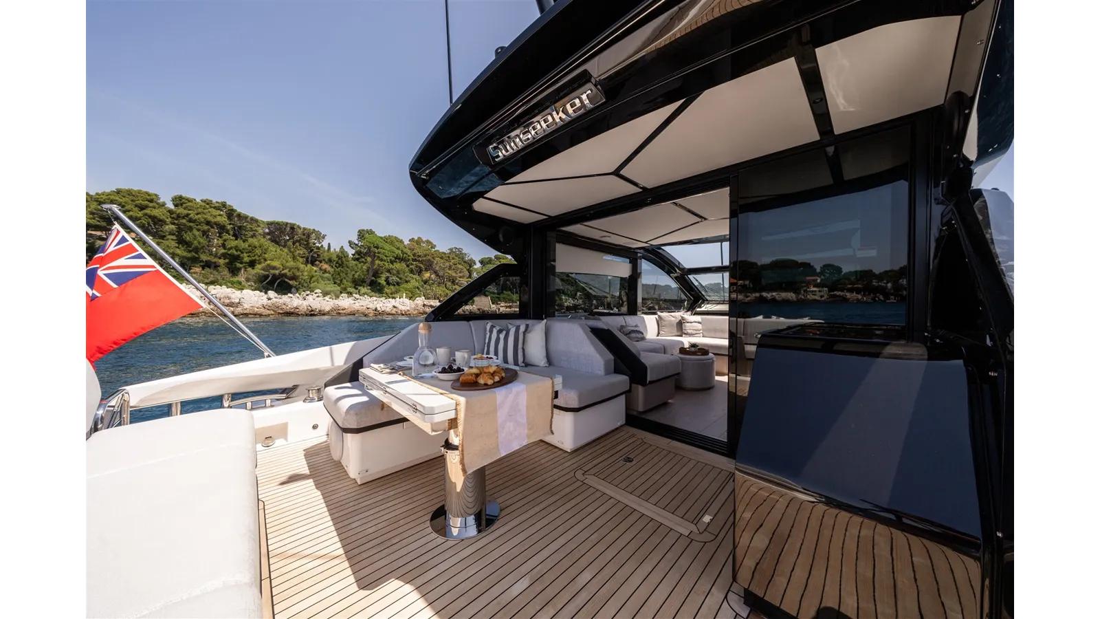 PREDATOR 55 - Sunseeker
