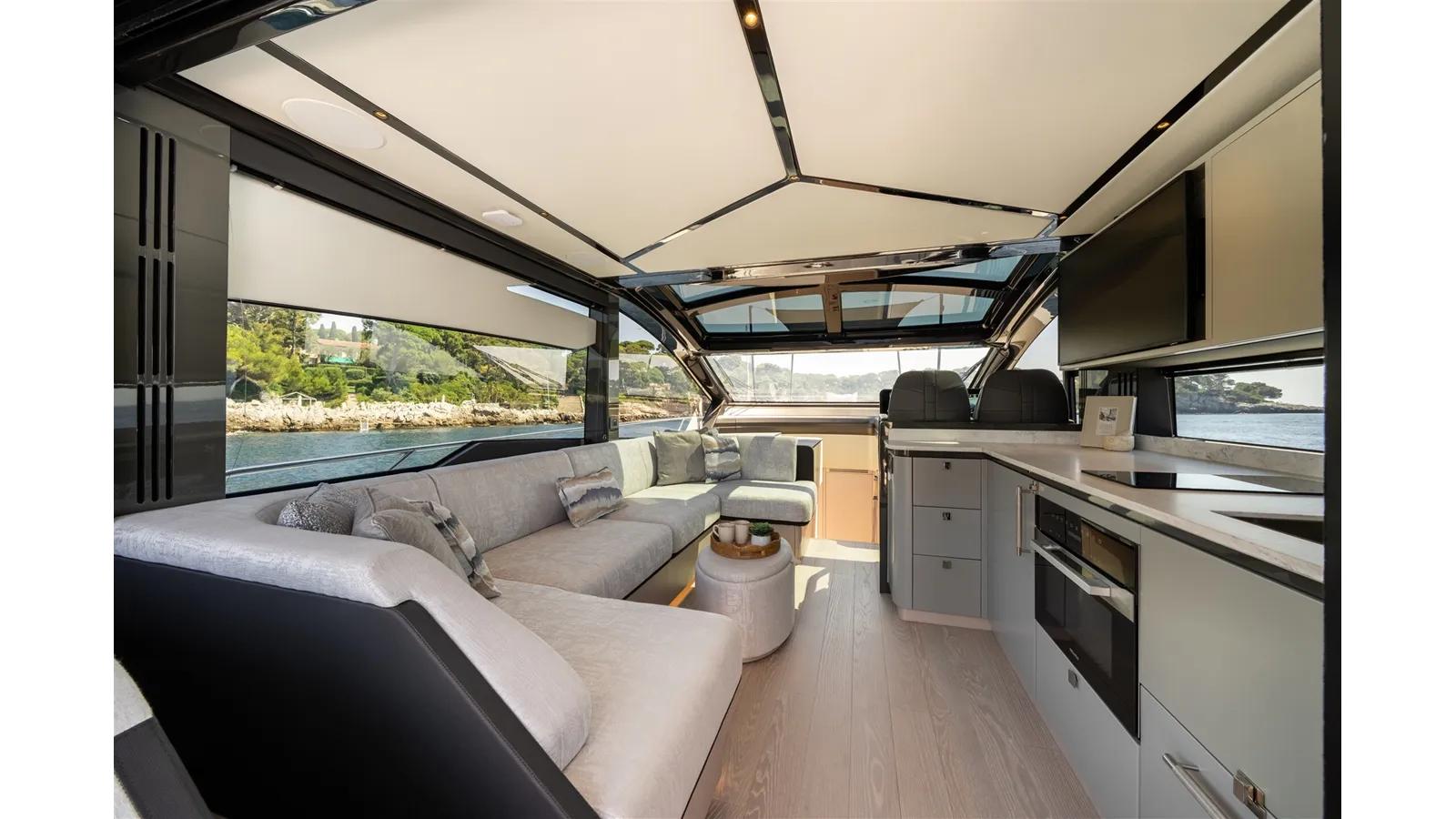 best yacht sales deals PREDATOR 55 55