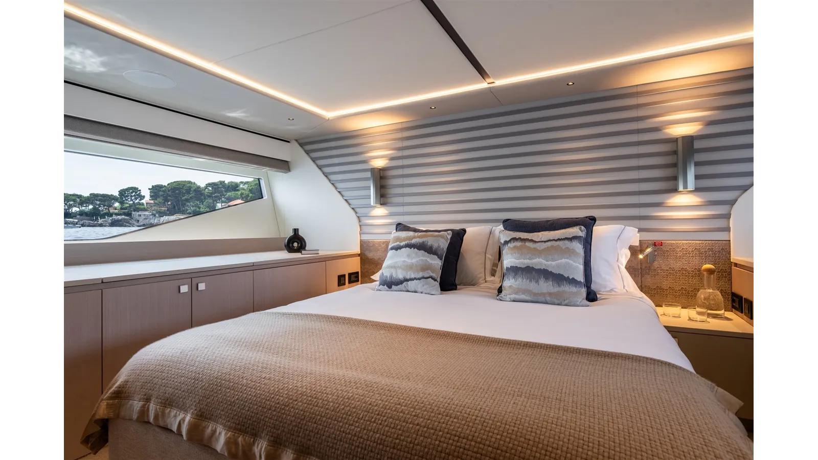 Buy a PREDATOR 55 - Sunseeker at Shestakov Yacht Sales