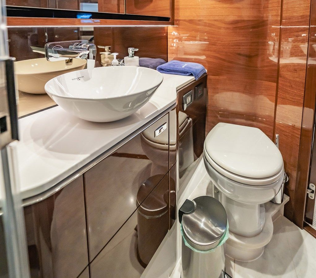 Buy a Endeavor - PRINCESS at Shestakov Yacht Sales