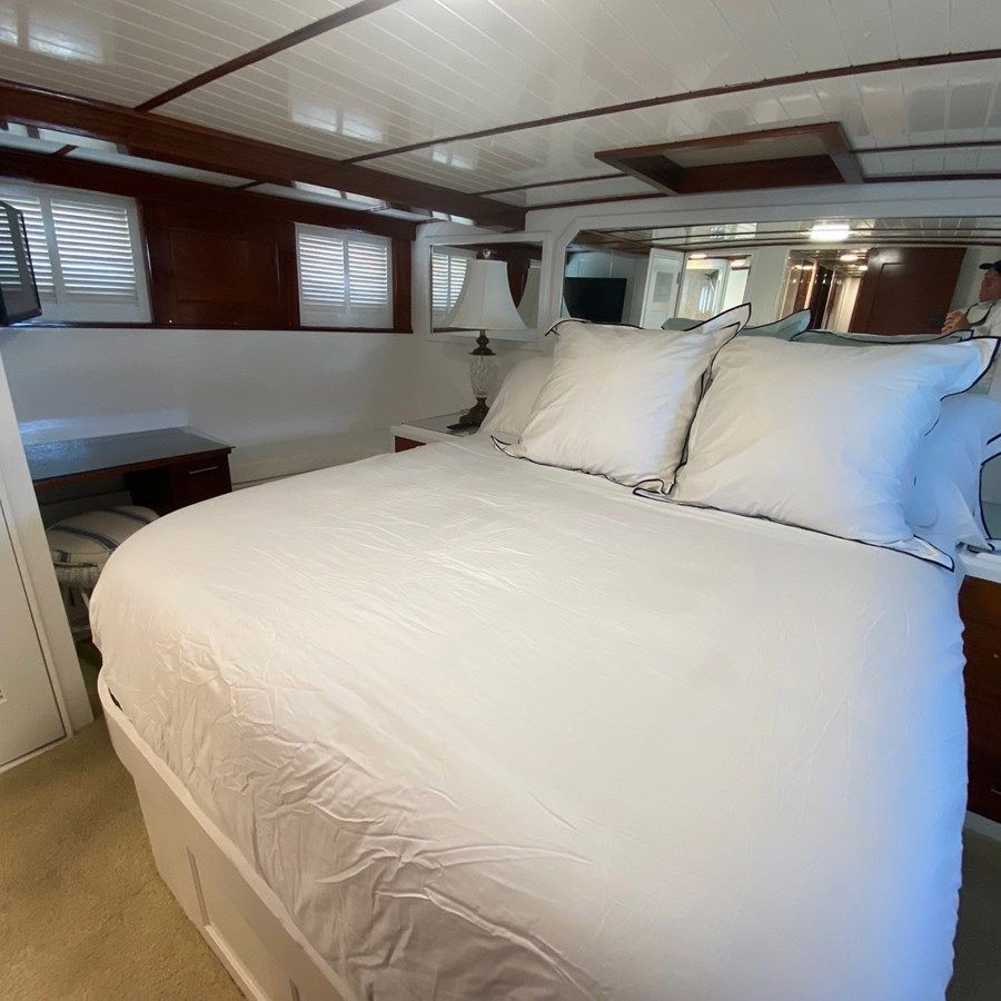 Купить Liberty Love 68 Motoryacht