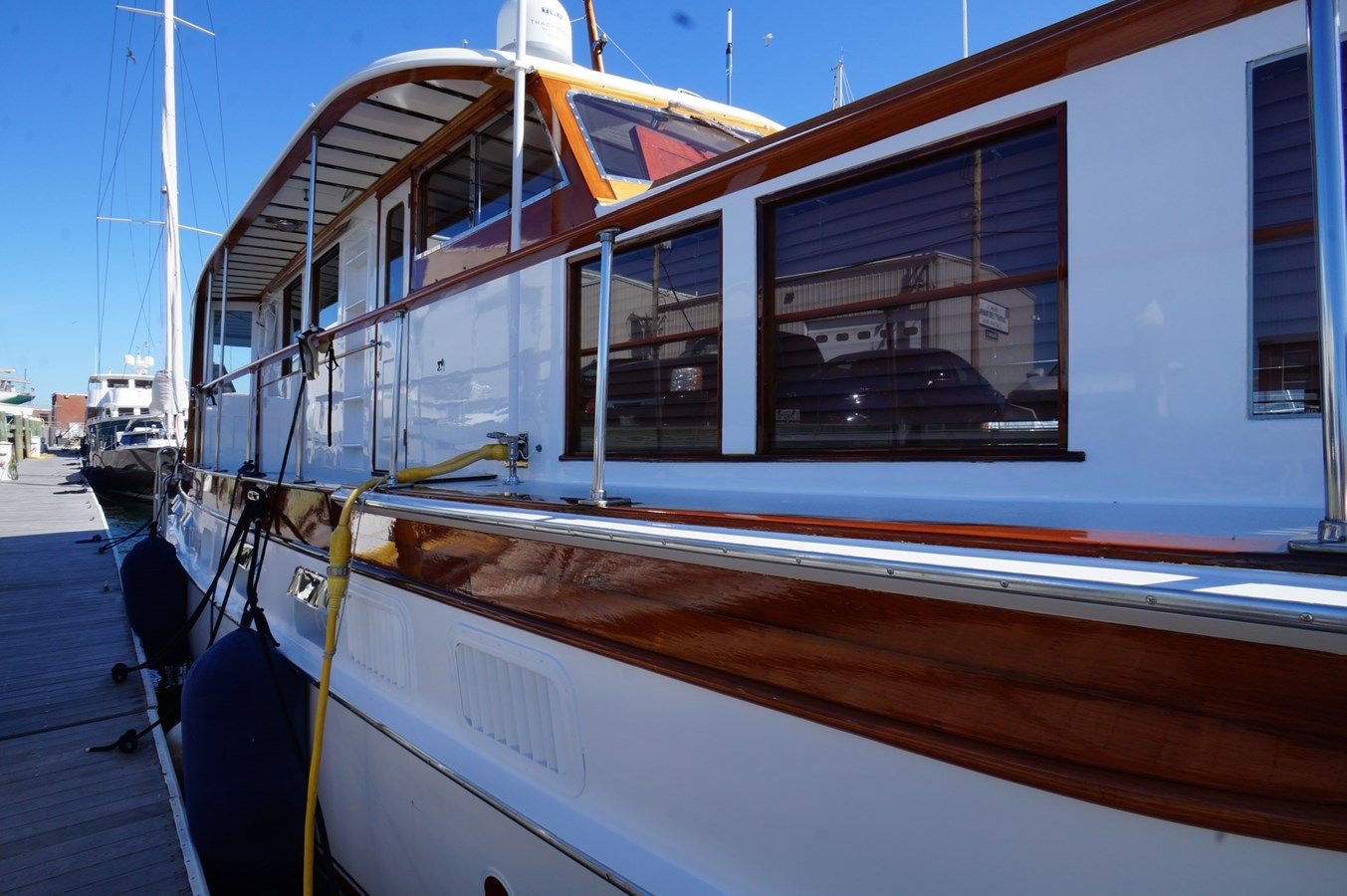 Купить яхту Liberty Love 1954 в Shestakov Yacht Sales