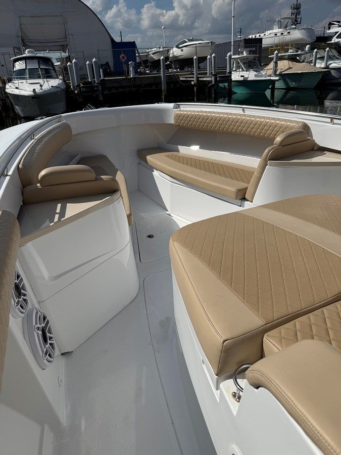 Buy a yacht SPRINKLES 2024