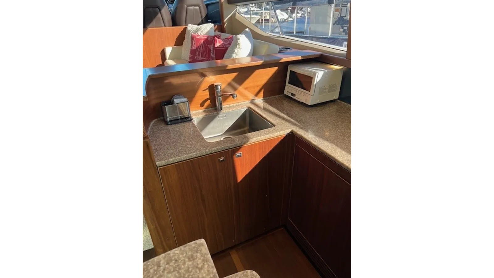 Купить яхту DEBT SETTER 2014 в Shestakov Yacht Sales