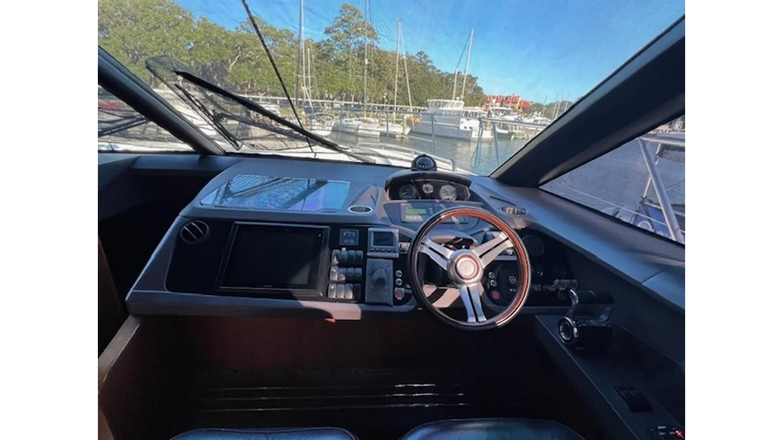 Купить яхту DEBT SETTER 52 Fly в Shestakov Yacht Sales