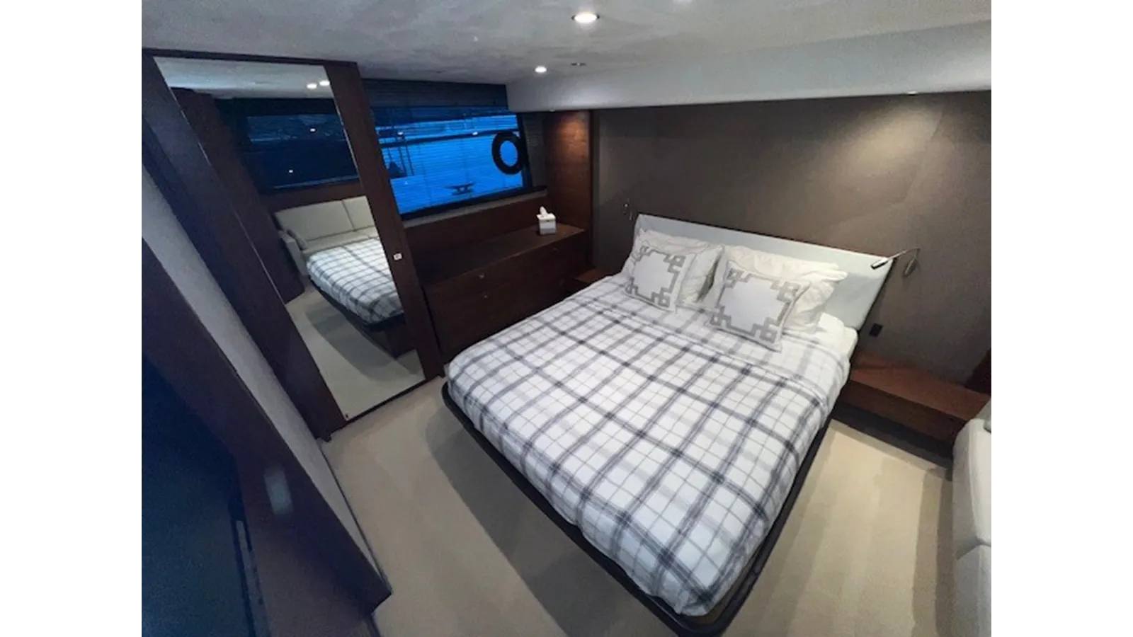 Продажа яхты DEBT SETTER