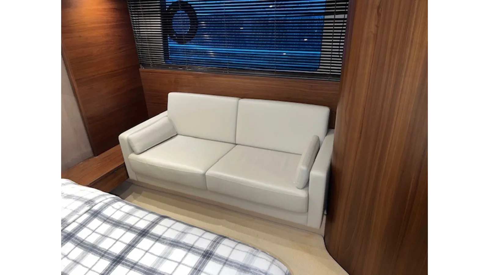 Купить яхту DEBT SETTER - PRINCESS в Shestakov Yacht Sales