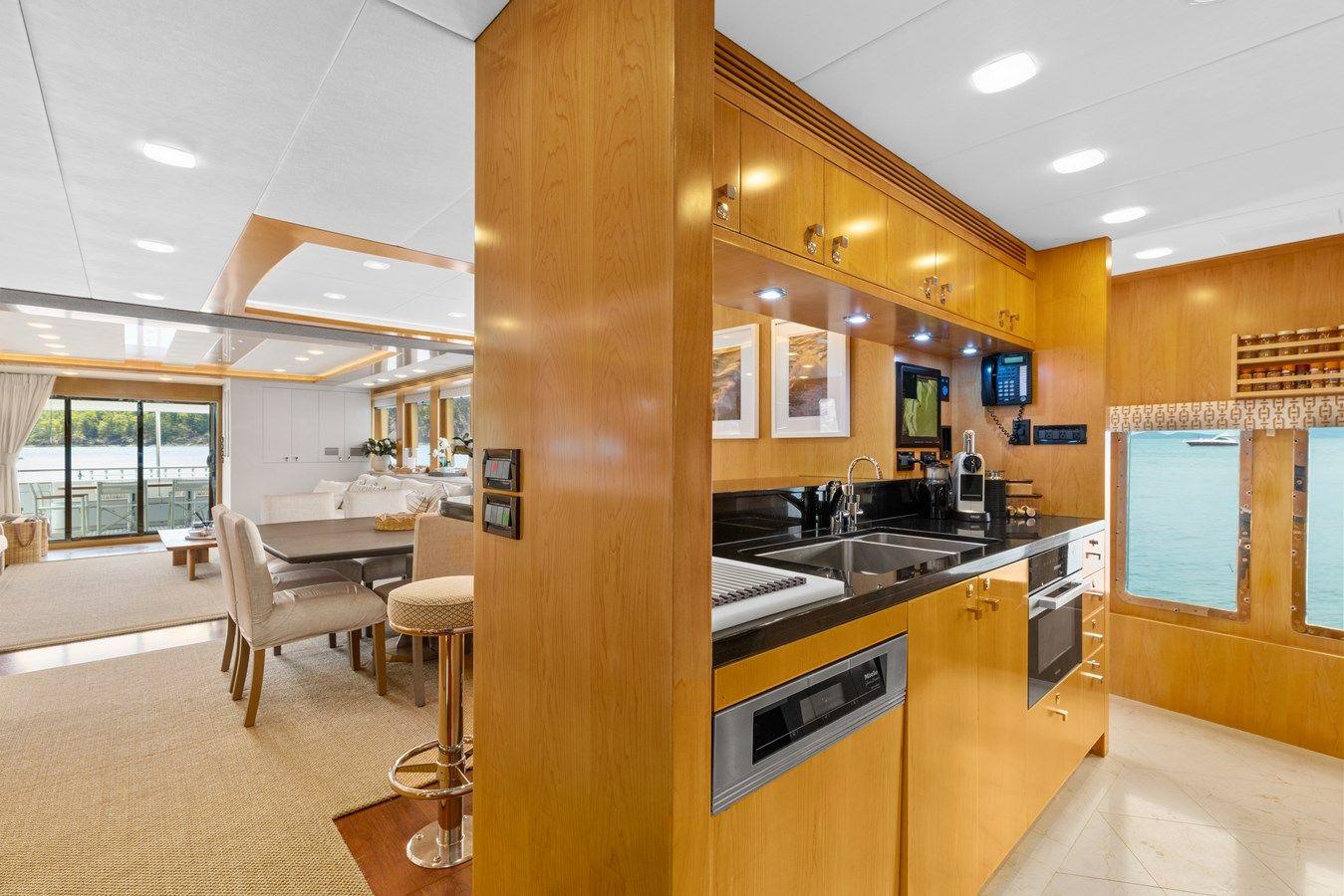 the best price on Salvatore II 2009