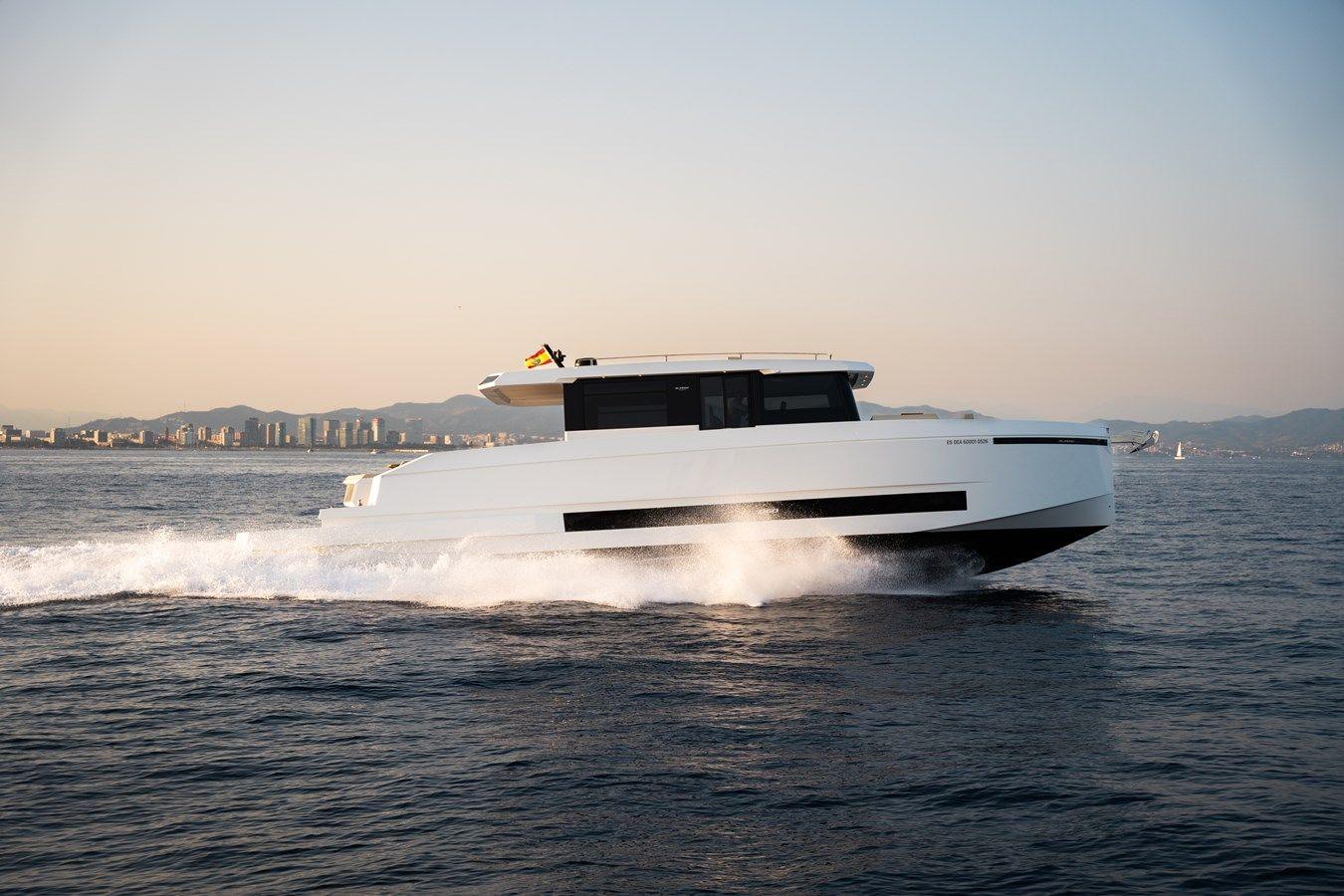 best yacht sales deals Siente el mar