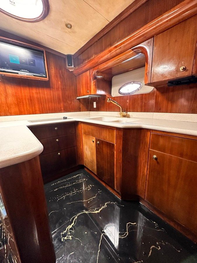 Купить яхту Navigator Californian Veneti - CALIFORNIAN в Shestakov Yacht Sales