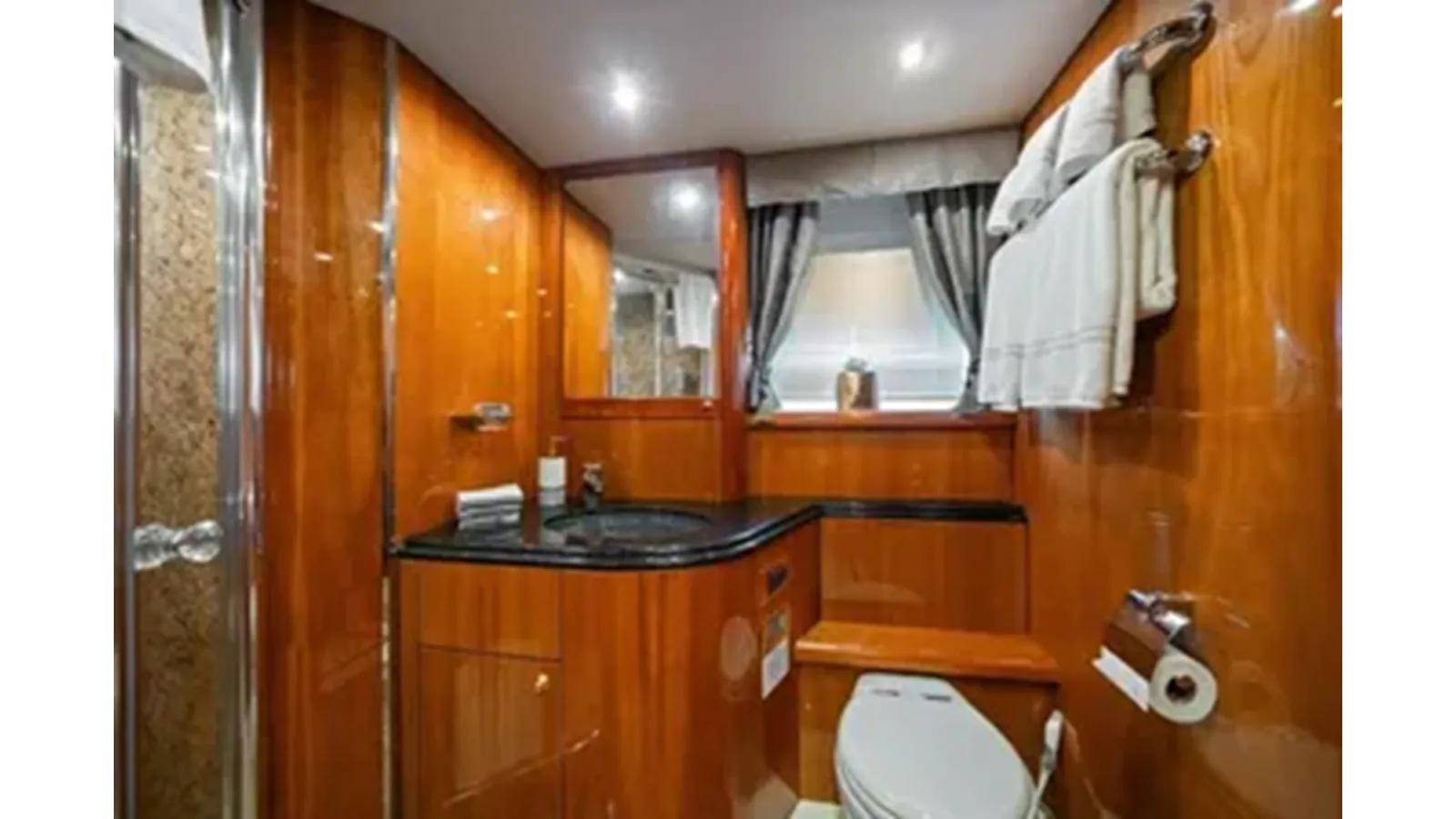 VANGUARD 82 Yacht yacht sale