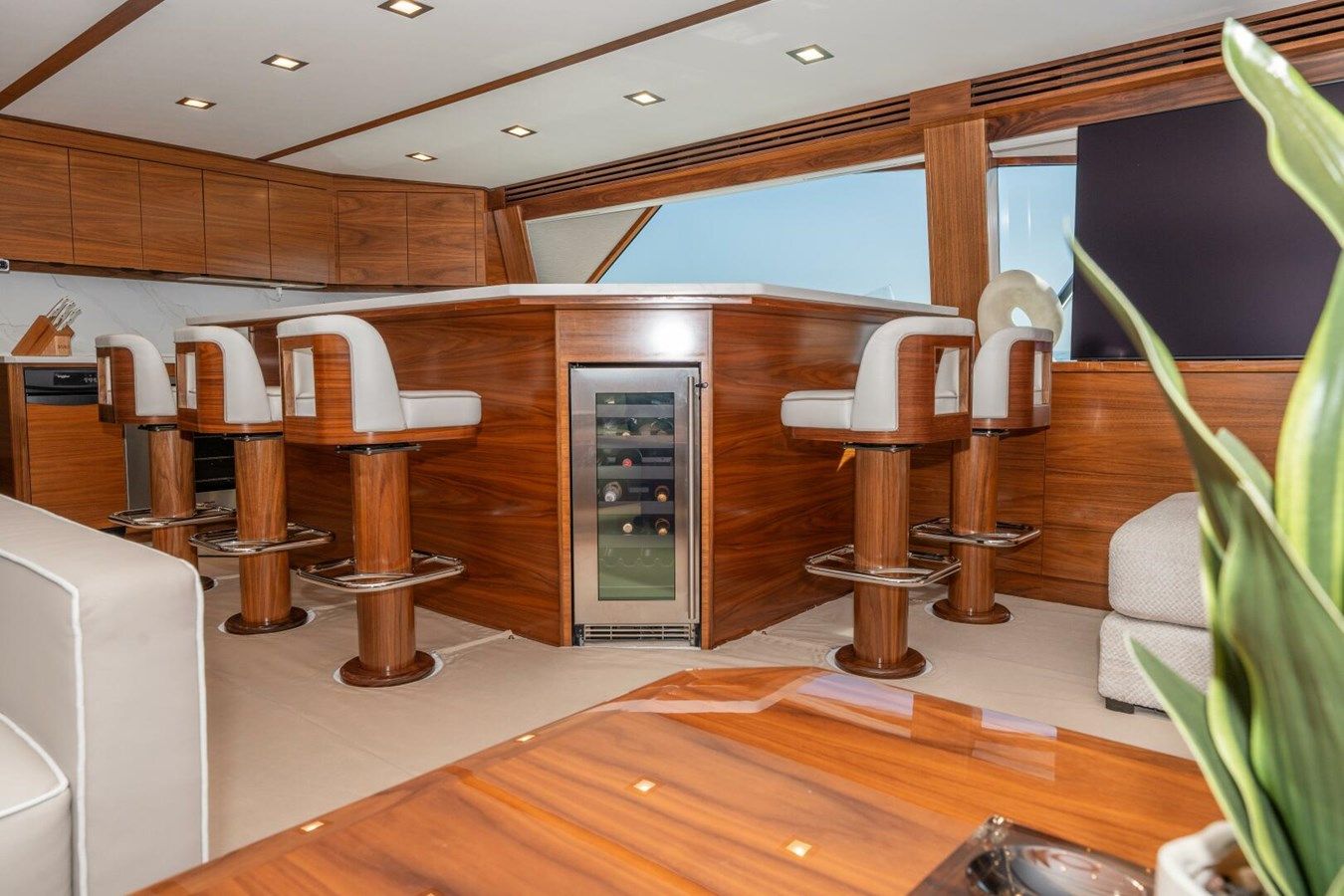 Buy a Zatara - VIKING at Shestakov Yacht Sales