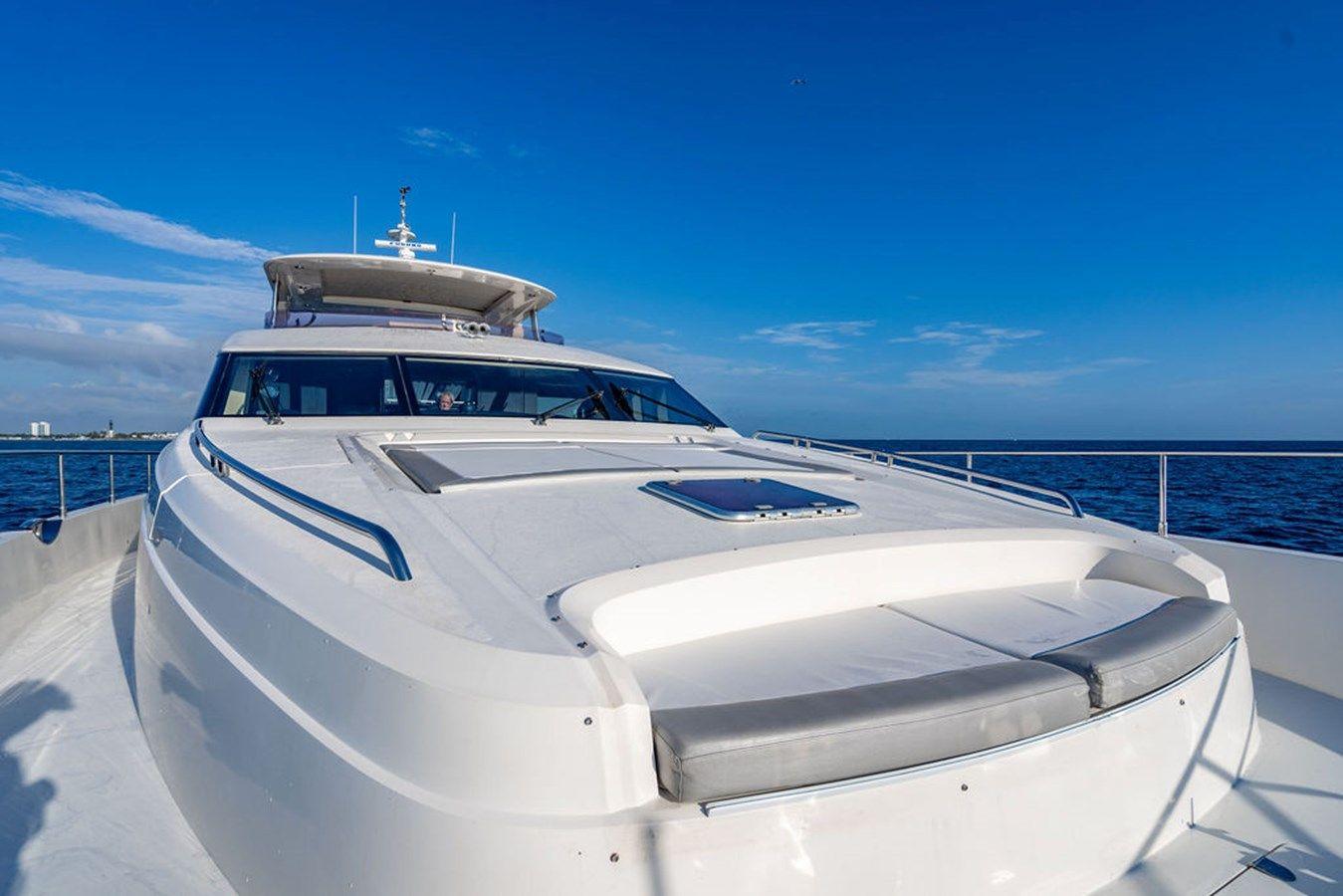 the best price on Oasis 95 Motor Yacht