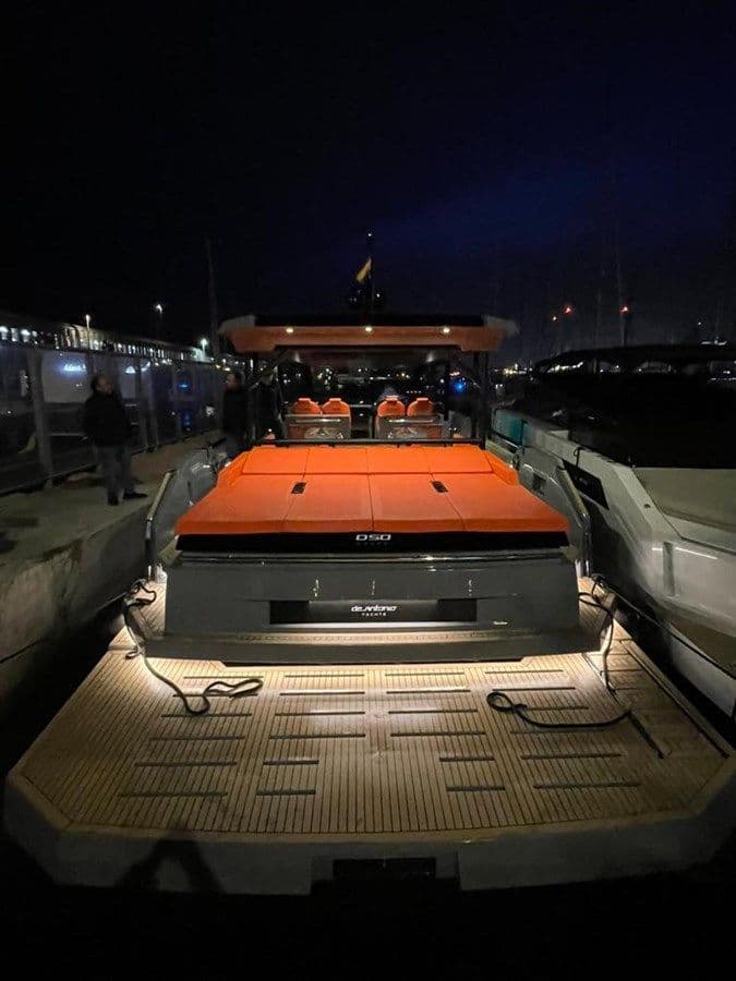 Buy a yacht Pibon - DE ANTONIO YACHTS