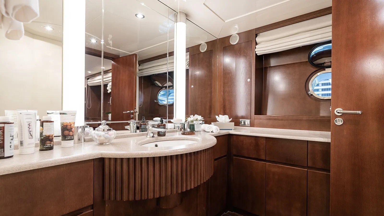 Buy a LET IT BE - TECNOMARINE at Shestakov Yacht Sales