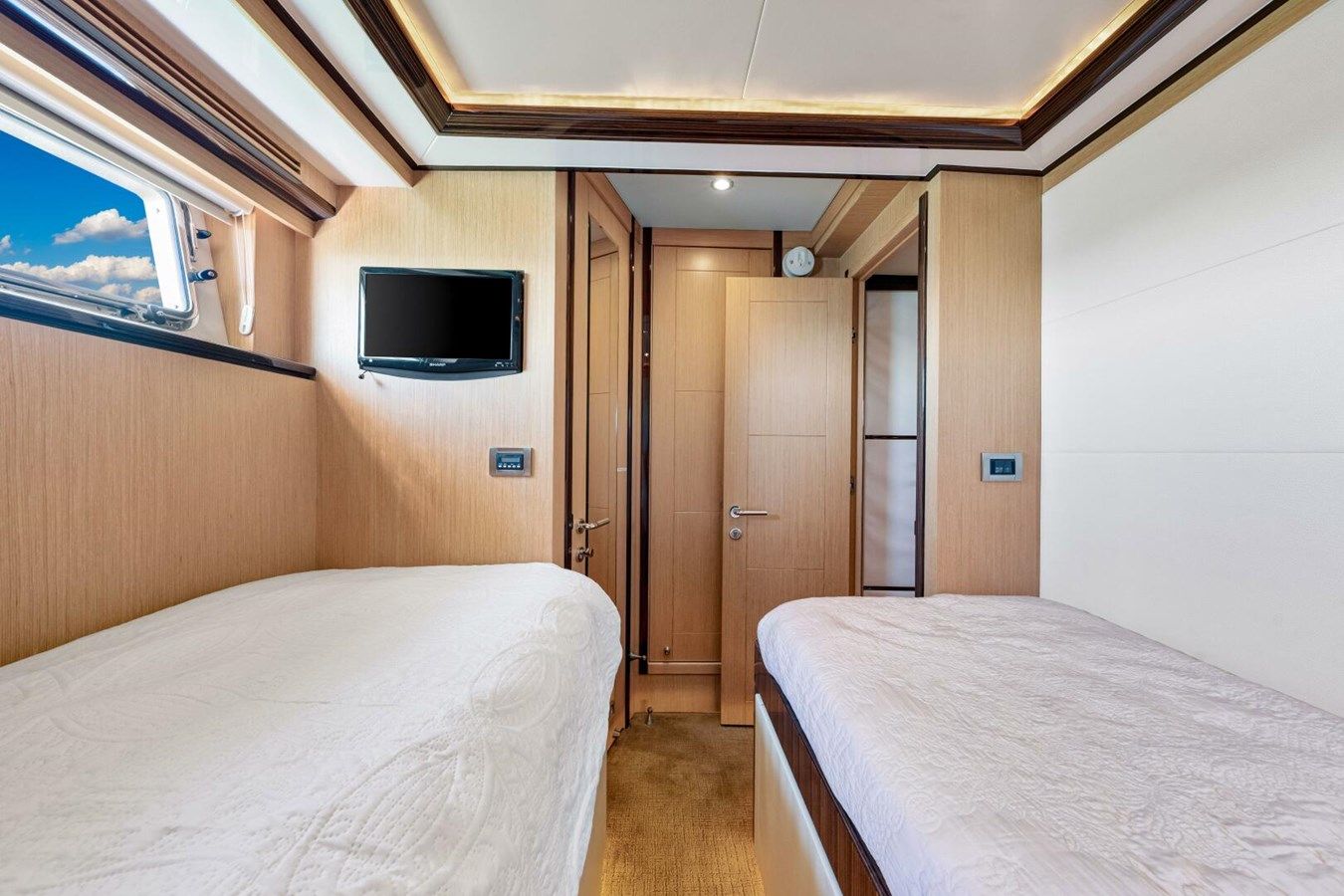 best yacht sales deals Relentless - Ocean Alexander