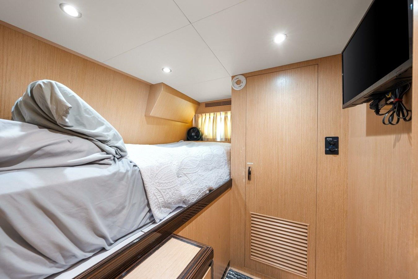 the best price on Relentless 2010