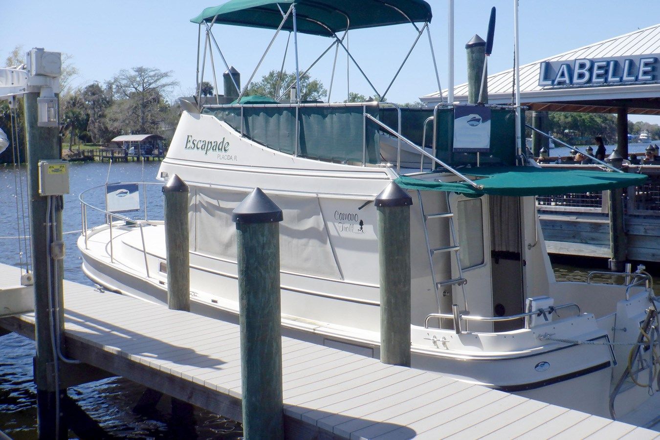 Escapade - CAMANO yacht sale