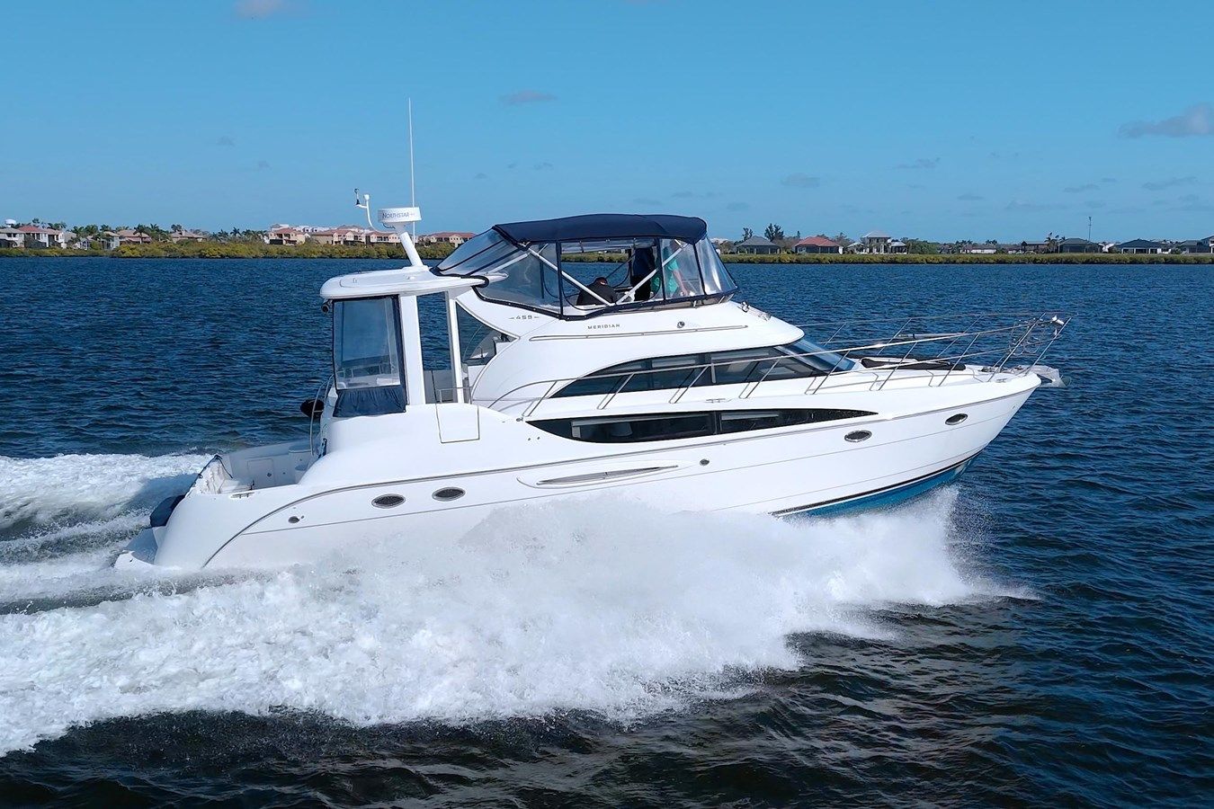 Buy a yacht Vectors to Paradise 2007