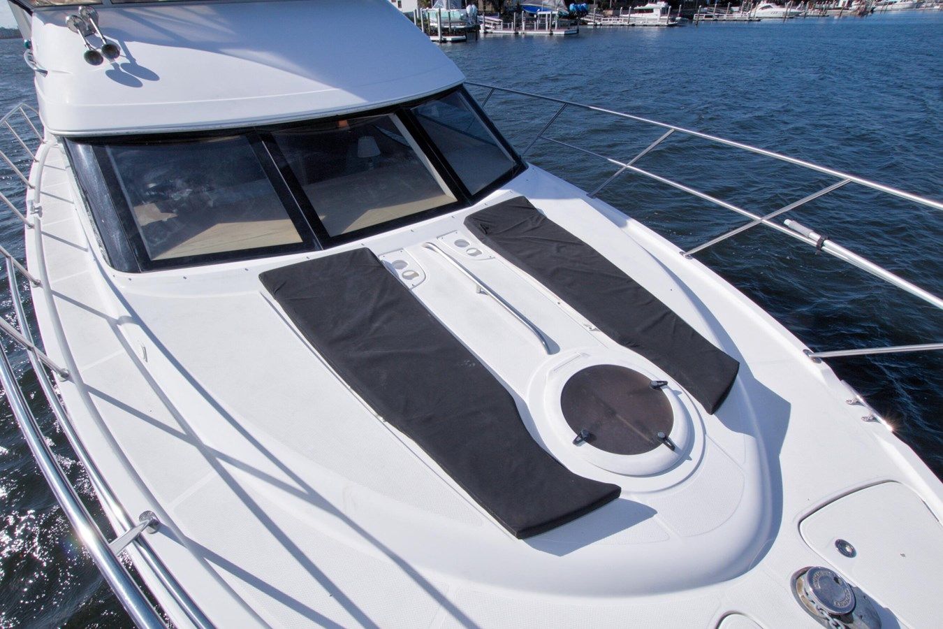 the best price on Vectors to Paradise 459 Motoryacht