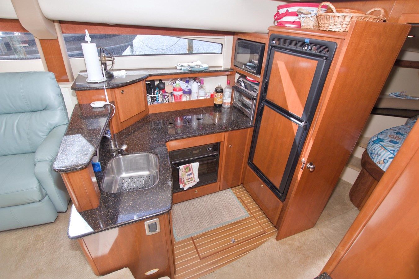 Vectors to Paradise 459 Motoryacht price