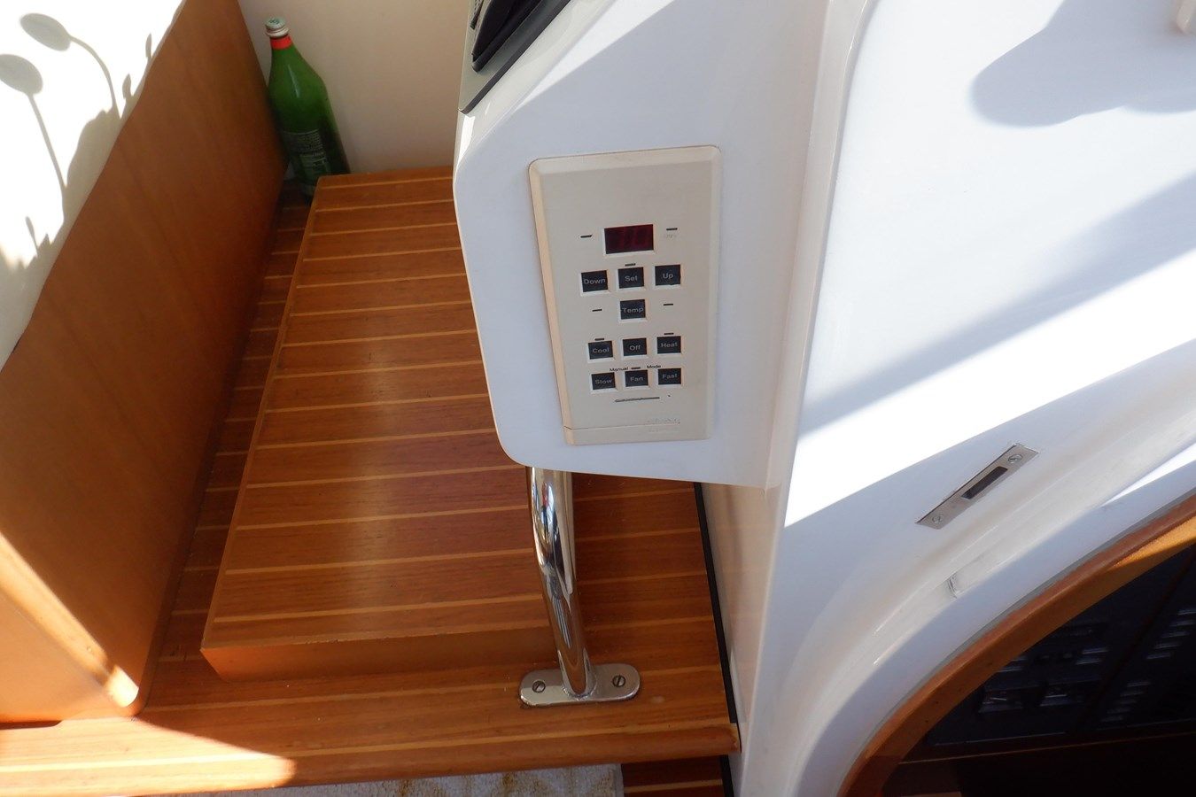 Buy a Vivace - LINSSEN at Shestakov Yacht Sales