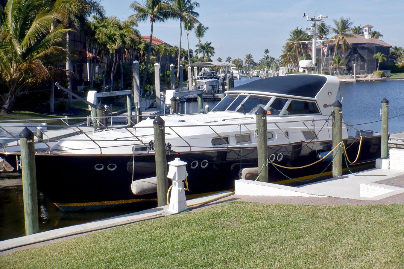 best yacht sales deals Vivace 2001