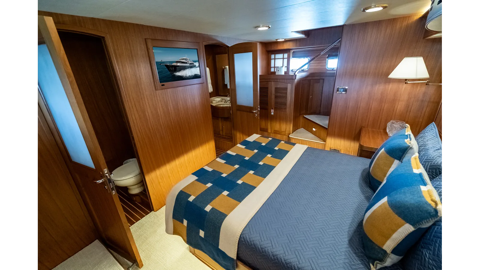 Buy a yacht RAT PACK