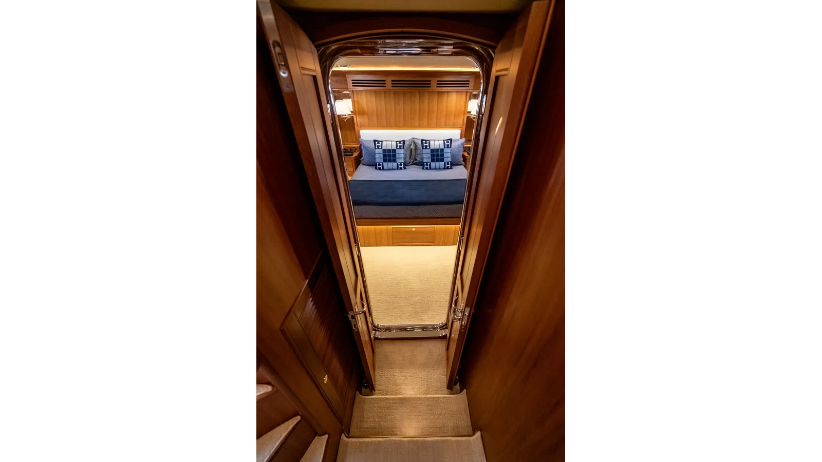 Buy a yacht RAT PACK 2011