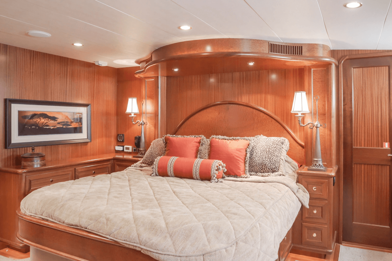 the best price on AL DI LA 2007