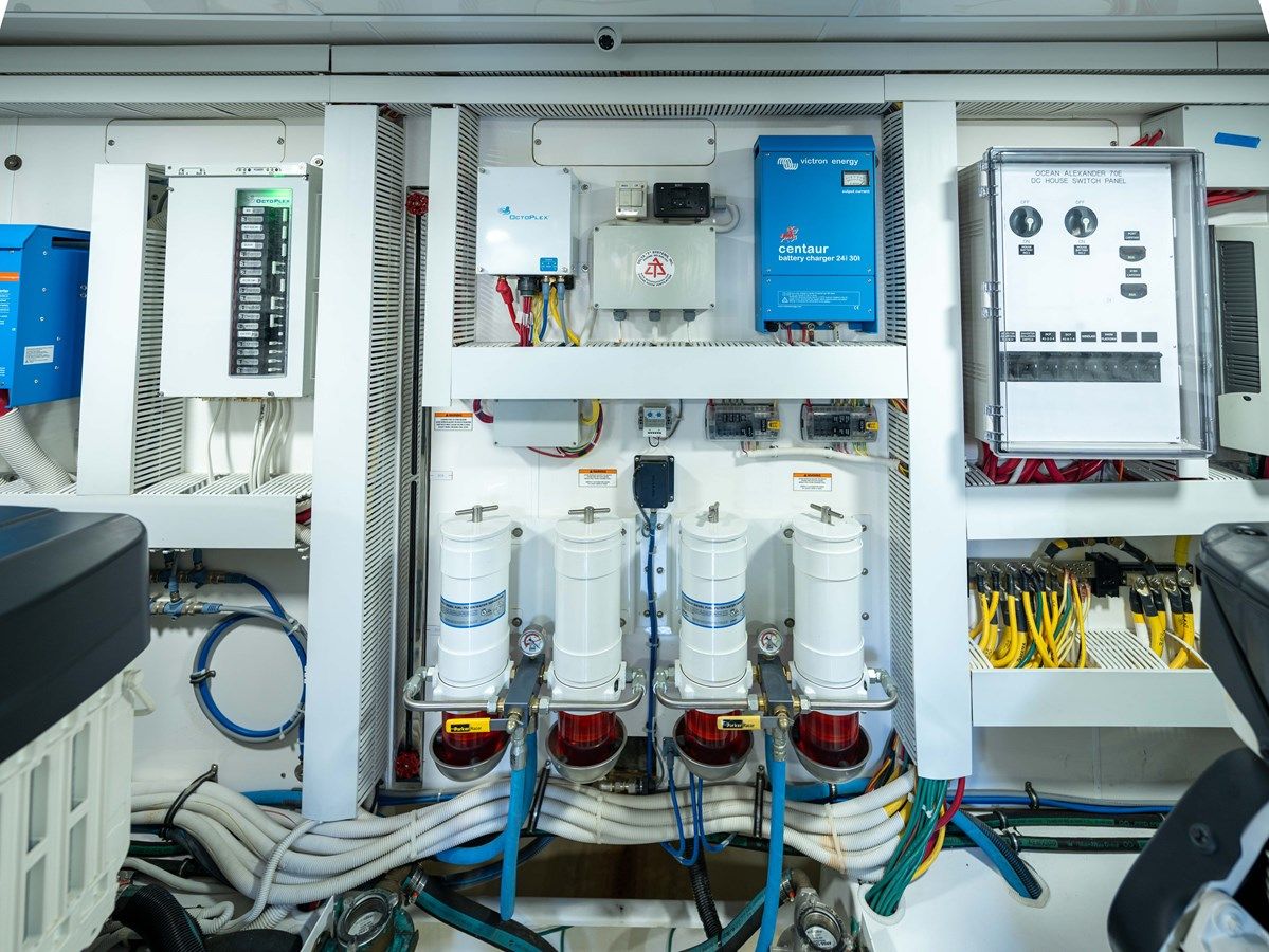 Buy a Sub-Par at Shestakov Yacht Sales