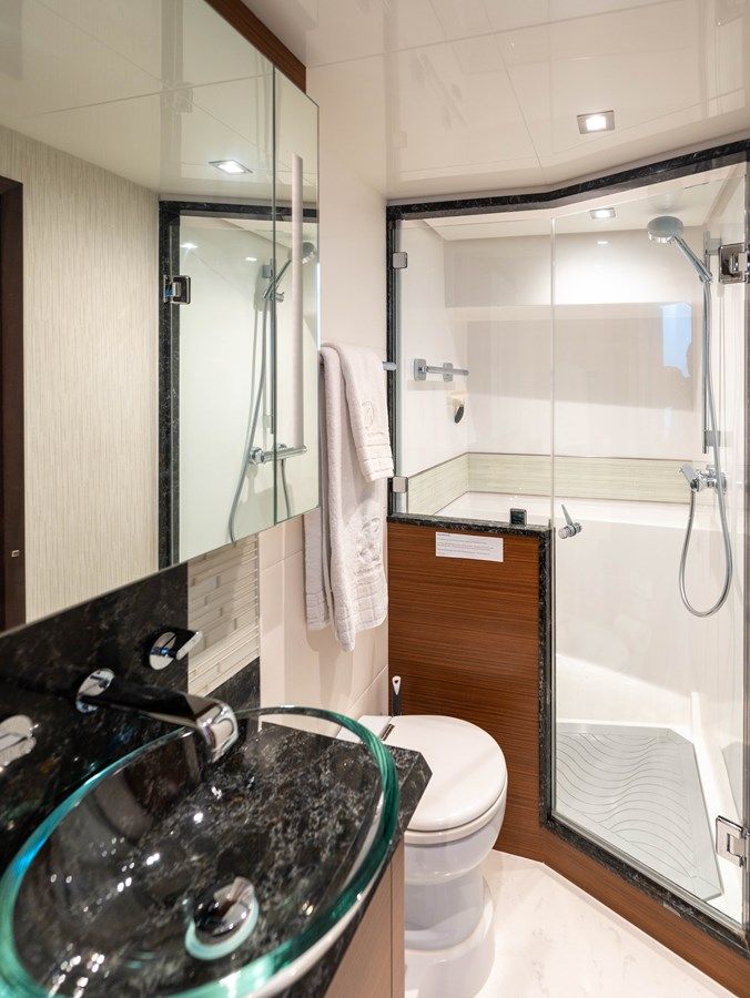 Buy a Sub-Par - Ocean Alexander at Shestakov Yacht Sales