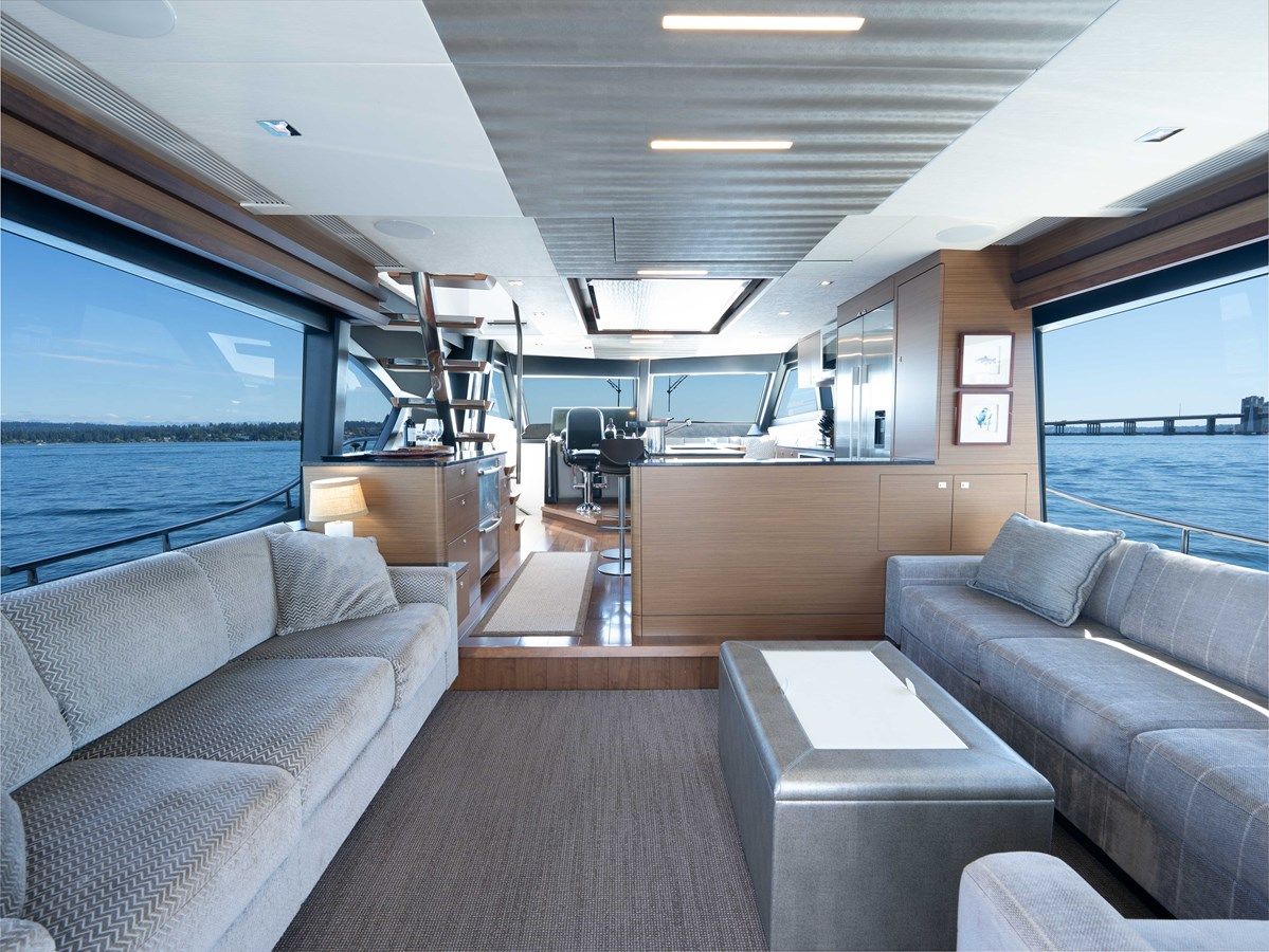 Sub-Par 71 yacht sale