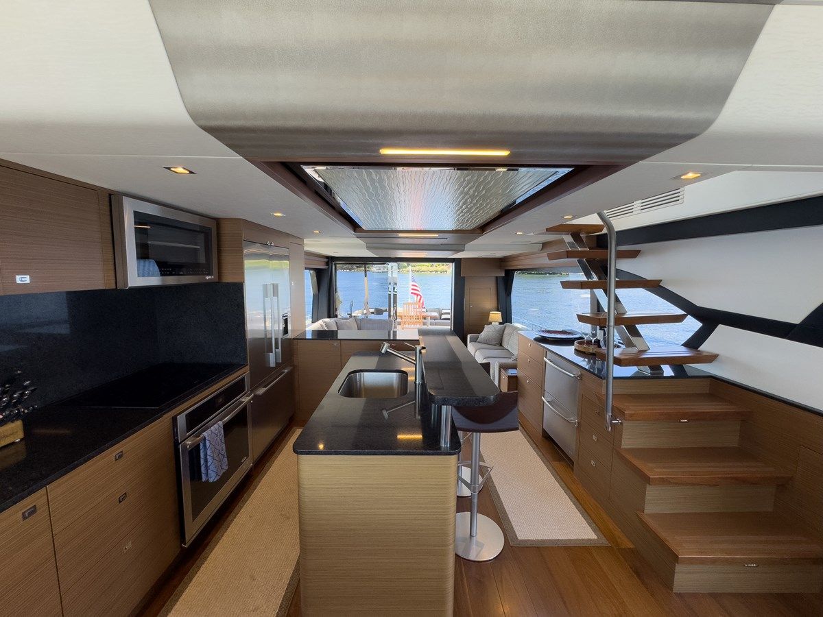 the best price on Sub-Par - Ocean Alexander