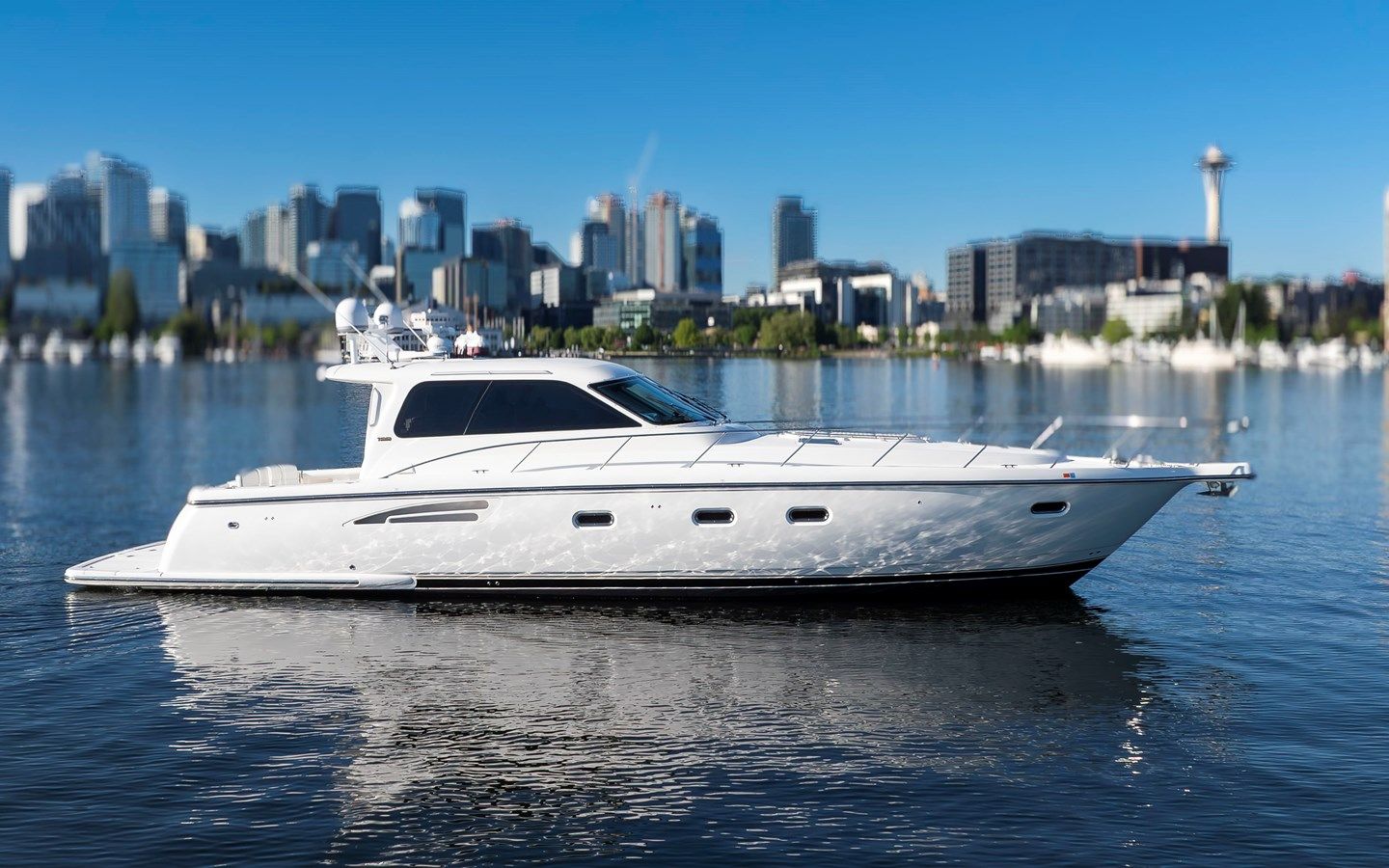 Buy a yacht La Dulce Vida 2005