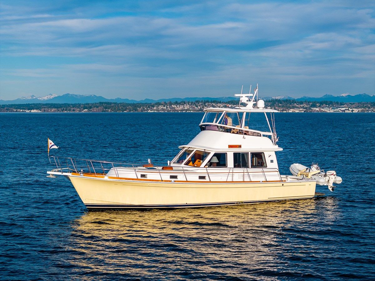 Buy a yacht Patriot 2007