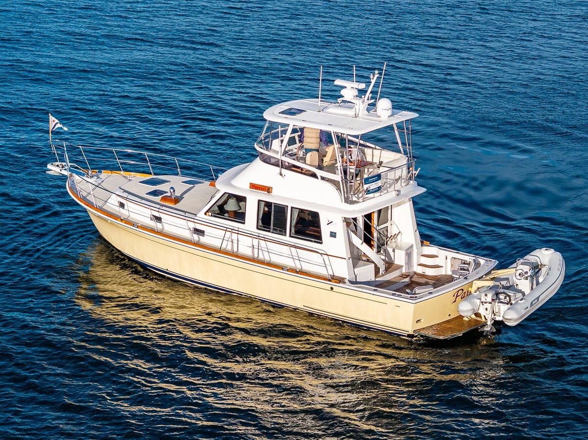 the best price on Patriot 52