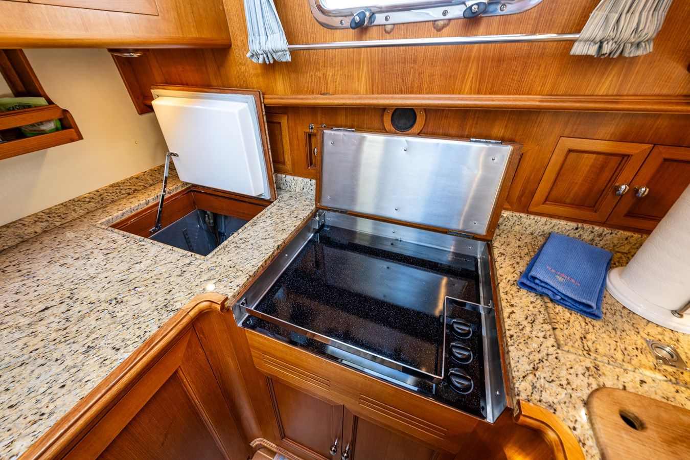 the best price on Patriot 47 Eastbay FB