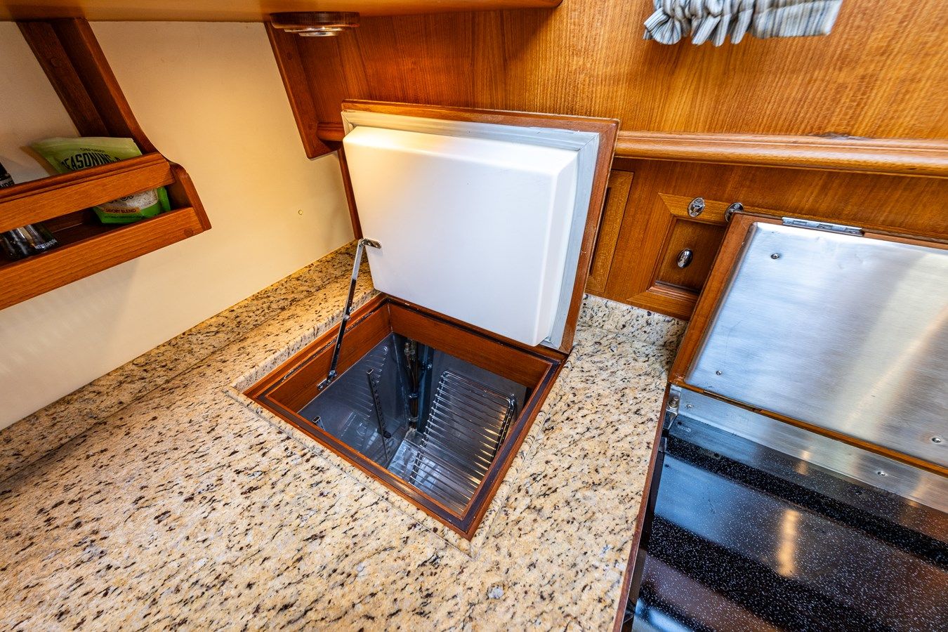 Buy a Patriot - GRAND BANKS MARINE at Shestakov Yacht Sales